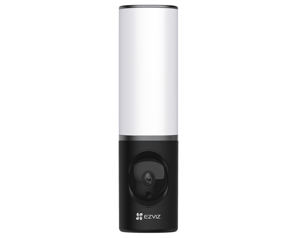 EZVIZ LC3 kamerë sigurie e jashtme 4MP WiFi me ndriçues muri LED 700 lumen, shikim natën IR 10m, zbulim AI të personave, audio dy drejtime, memorie të integruar 32GB dhe mbrojtje IP67.