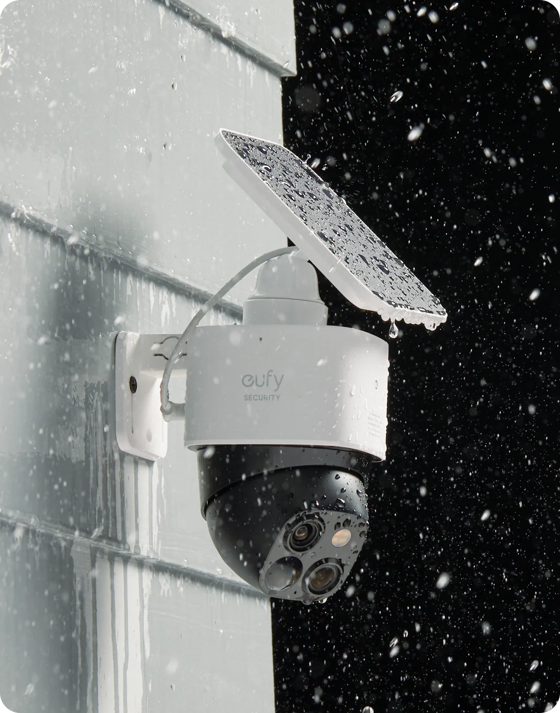 Eufy SoloCam S340 kamerë sigurie wireless me dy kamera 3K dhe 2K, rrotullim 360°, zoom Hybrid 8x, vizion nate me ngjyra, panel diellor 2.2W, AI për zbulimin e personave dhe automjeteve, 8GB memorie lokale, Wi-Fi 2.4GHz, Alexa dhe Google Assistant. Kamerë profesionale për shtëpi, biznes dhe ambiente të jashtme në Shqipëri.