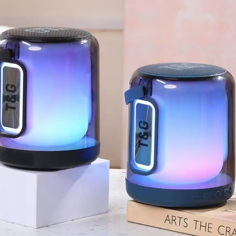 TG-376 altoparlant Bluetooth 8W me Bluetooth 5.3, bateri 2400mAh, rezistencë IPX4, drita RGB LED, TWS Stereo, mbështetje për kartë TF dhe MP3, mikrofon të integruar dhe super bass. Altoparlant portativ ideal për shtëpi, udhëtime, plazh dhe festa. 