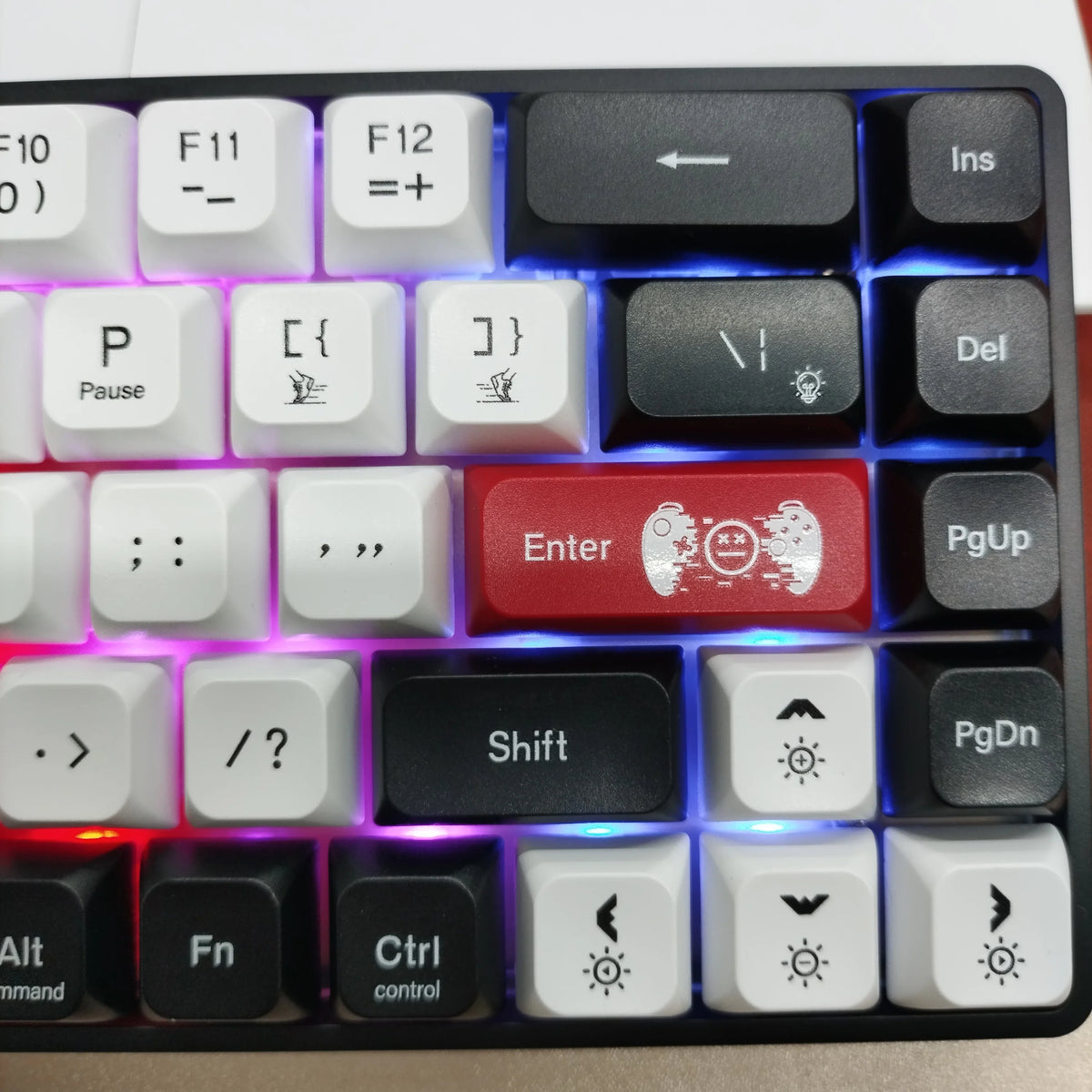 Tastierë mekanike Gaming KL-68 për kompjuter dhe lojëra